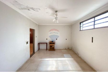 33_photo/94b9be4df5.0b4a325860134132-ATLAS-499e4c29-27ee-4c87-b4ad-42192007bea8.jpg de casa à venda com 5 quartos, 245m² em Campos Elísios, Ribeirão Preto