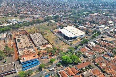 44_photo/94b9be4df5.0b4a325860134132-ATLAS-7fc4d2a3-3312-4841-a567-5cd72da3628f.jpg de casa à venda com 5 quartos, 245m² em Campos Elísios, Ribeirão Preto