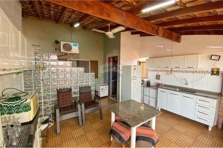 6_photo/94b9be529f.c1dc00249eefaead-ATLAS-2b097f04-1978-49d9-8bbe-1a184f660cd6.jpg de casa à venda com 3 quartos, 162m² em Campos Elísios, Ribeirão Preto