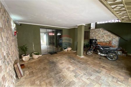 8_photo/94b9be529f.c1dc00249eefaead-ATLAS-dd8ffd08-1d0b-4692-b15a-a344539b4767.jpg de casa à venda com 3 quartos, 162m² em Campos Elísios, Ribeirão Preto