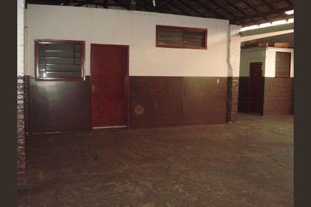 2_photo/94b9be5433.d1ae08f062ab4888-ATLAS-b8b1359d-e1b4-4cfa-8845-2804926f6a4c.jpg de casa à venda com 3 quartos, 273m² em Campos Elísios, Ribeirão Preto