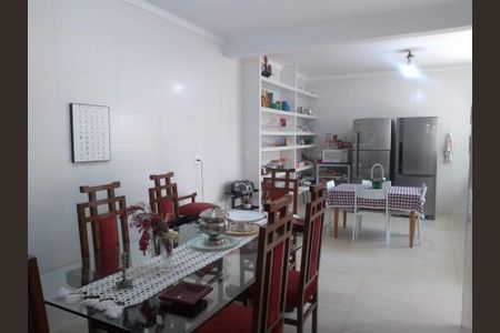 4_photo/94b9be558f.64d773cc9d42edb2-ATLAS-e0ab889f-2acc-4bd4-8334-709d54ef01b0.jpg de casa à venda com 4 quartos, 205m² em Campos Elísios, Ribeirão Preto