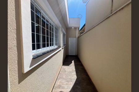 5_photo/94b9be5c7f.037981afb93ffc4c-ATLAS-34ac6774-bb0e-4696-af84-2d84fd7c4e21.jpg de casa à venda com 3 quartos, 150m² em Vila Tiberio, Ribeirão Preto