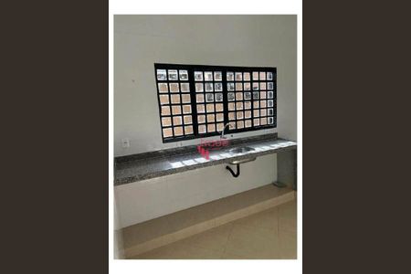 12_photo/94b9be5cbf.46747dc4e3e07f62-ATLAS-77462ef3-caf7-41c8-a8d9-b989ae16dddd.jpg de casa à venda com 3 quartos, 225m² em Vila Tiberio, Ribeirão Preto