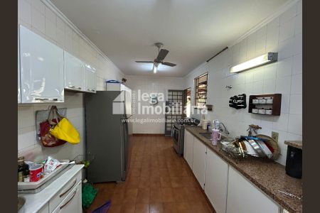 18_photo/94b9be5de1.5b981bad77c7b6ca-ATLAS-95128906-cfa1-4d42-ad48-4fa8d41ad8d3.jpg de casa à venda com 3 quartos, 175m² em Vila Tiberio, Ribeirão Preto