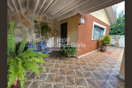 2_photo/94b9be5de1.5b981bad77c7b6ca-ATLAS-e74b73b5-f1ac-4afa-9102-75c8a8dcf8ad.jpg de casa à venda com 3 quartos, 175m² em Vila Tiberio, Ribeirão Preto