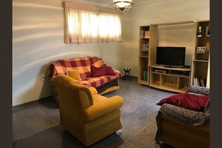 10_photo/94b9be6573.9f2ee6a831a7231f-ATLAS-cced994d-12f7-4961-b2ae-b88b693a830a.jpg de casa à venda com 4 quartos, 240m² em Vila Tiberio, Ribeirão Preto