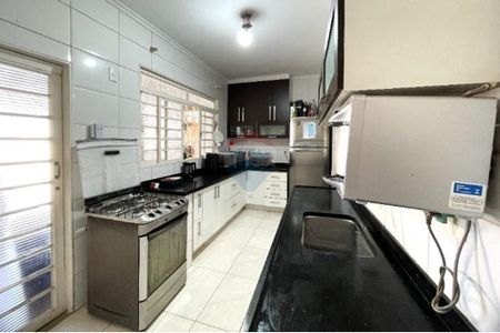 3_photo/94b9be6c89.18b8a14695e0a03b-ATLAS-0cb60f5e-b070-4b51-a1d5-bd93b1aaea82.jpg de casa à venda com 2 quartos, 139m² em Sumarezinho, Ribeirão Preto