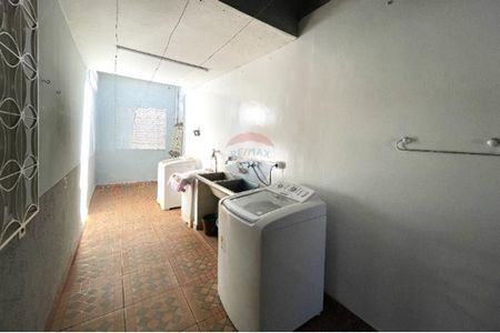 6_photo/94b9be6c89.18b8a14695e0a03b-ATLAS-200c75ab-0164-41e6-944d-51291cce7fc6.jpg de casa à venda com 2 quartos, 139m² em Sumarezinho, Ribeirão Preto