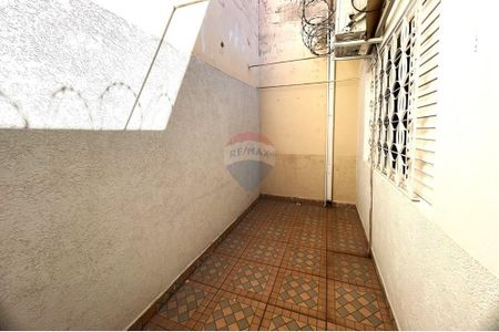 9_photo/94b9be6c89.18b8a14695e0a03b-ATLAS-4a15258c-e170-4d79-89b0-8fee9c59eb2b.jpg de casa à venda com 2 quartos, 139m² em Sumarezinho, Ribeirão Preto