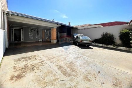 28_photo/94b9be6c89.18b8a14695e0a03b-ATLAS-a3c603f5-e78e-44c1-89b9-534da04d9f1e.jpg de casa à venda com 2 quartos, 139m² em Sumarezinho, Ribeirão Preto