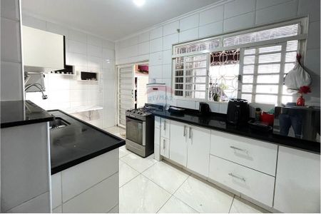 21_photo/94b9be6c89.18b8a14695e0a03b-ATLAS-c5a025c4-8b8f-4edd-be6a-e3dd782188e7.jpg de casa à venda com 2 quartos, 139m² em Sumarezinho, Ribeirão Preto