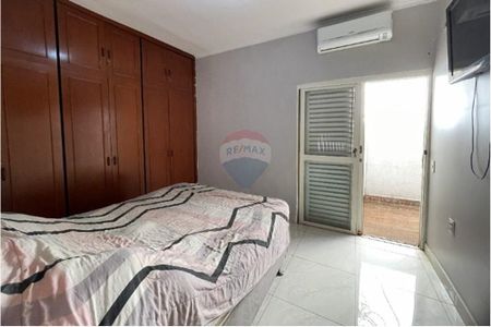 9_photo/94b9be6c89.18b8a14695e0a03b-ATLAS-caec3be3-d88c-49f5-8756-0d81f4da8e11.jpg de casa à venda com 2 quartos, 139m² em Sumarezinho, Ribeirão Preto