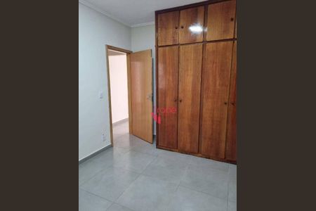 8_photo/94b9be6d6f.815adcd673b8c58c-ATLAS-3fbfd653-c8f2-4db0-9fc1-6a02ab2cb12b.jpg de casa à venda com 3 quartos, 111m² em Sumarezinho, Ribeirão Preto