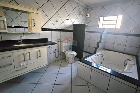 2_photo/94b9be6db7.40d9156f2e18fdd4-ATLAS-c2524aea-dc97-4d69-9ae4-6a588c77e94a.jpg de casa à venda com 6 quartos, 326m² em Sumarezinho, Ribeirão Preto