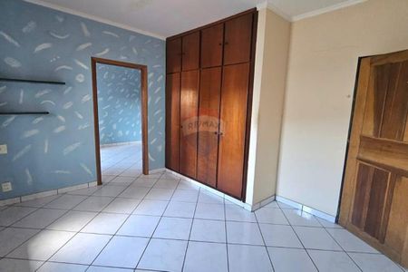 4_photo/94b9be6db7.40d9156f2e18fdd4-ATLAS-daa2236e-ddcd-4222-b85c-32c44f793d9a.jpg de casa à venda com 6 quartos, 326m² em Sumarezinho, Ribeirão Preto