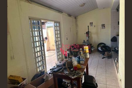 8_photo/94b9be6e2f.8221dbe0860eefb5-ATLAS-fb10f973-eaa8-457e-b8f4-21568b104abc.jpg de casa à venda com 1 quarto, 181m² em Jardim Antartica, Ribeirão Preto