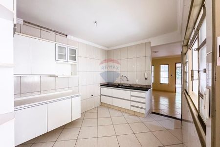 7_photo/94b9be6f2b.c3f00cfadba54684-ATLAS-60f1b4b0-e025-4cdc-8556-680490dcd8dd.jpg de casa à venda com 3 quartos, 106m² em Ipiranga, Ribeirão Preto