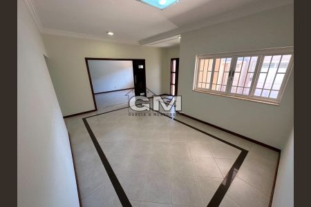 4_photo/94b9be6f7f.ceff8192393c33de-ATLAS-30bcebb2-8430-4ec9-a102-2db587b7d3f6.jpg de casa à venda com 5 quartos, 324m² em Vila Tiberio, Ribeirão Preto