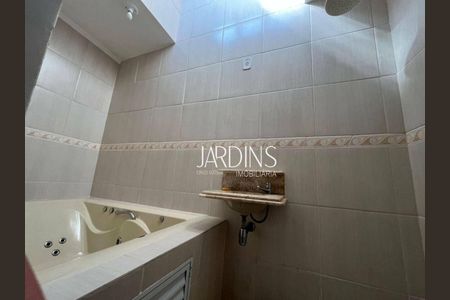 39_photo/94b9be6ff9.ee31d1fd9df23408-ATLAS-49f6617e-43f6-40b1-98da-6cd51a395b3f.jpg de casa à venda com 2 quartos, 110m² em Jardim Antartica, Ribeirão Preto