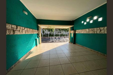 4_photo/94b9be6ff9.ee31d1fd9df23408-ATLAS-65b3cd3e-c52b-47f0-b149-8727a605c293.jpg de casa à venda com 2 quartos, 110m² em Jardim Antartica, Ribeirão Preto