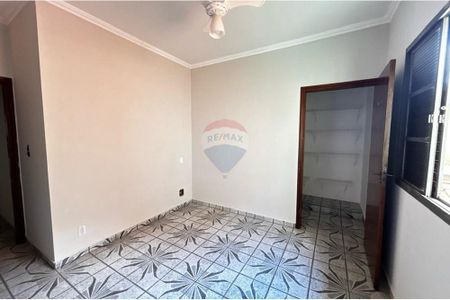 11_photo/94b9be702d.fc71c6367f0f28fd-ATLAS-4be71634-d5da-4662-aa32-8c2fcdab799f.jpg de casa à venda com 3 quartos, 194m² em Jardim Antartica, Ribeirão Preto