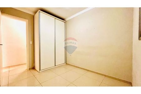 4_photo/94b9be71f5.54887b4dc90f8163-ATLAS-0b759dca-2f84-4d9b-9877-ce44f122b1ee.jpg de apartamento à venda com 2 quartos, 47m² em Sumarezinho, Ribeirão Preto