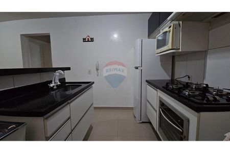 12_photo/94b9be72ab.ce766310ac70d149-ATLAS-7b972cdf-c94f-4de0-b52e-f7b7913feaeb.jpg de apartamento à venda com 2 quartos, 44m² em Sumarezinho, Ribeirão Preto