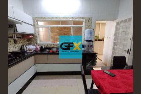 5_photo/94b9be74cb.8fe9ac2869a9b733-ATLAS-3adcca2e-3036-463d-a95f-da13de2bef87.jpg de casa à venda com 3 quartos, 157m² em Jardim Antartica, Ribeirão Preto