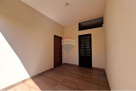 7_photo/94b9be7539.ac27657d5f4d7d4b-ATLAS-6e648ed7-3c49-448f-bd85-7ea930fe90f4.jpg de casa à venda com 2 quartos, 102m² em Vila Monte Alegre, Ribeirão Preto