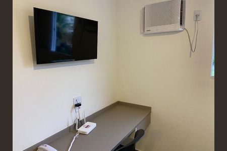 8_photo/94b9be78c3.94097ce29f12fe43-ATLAS-5eb50bd2-9556-4642-a87b-5d8e04fd217e.jpg de apartamento para alugar com 1 quarto, 23m² em Vila Amelia, Ribeirão Preto