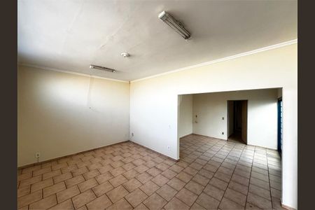 3_photo/94b9be7ae5.b98dc6cdfb52627f-ATLAS-7a370d0b-16f1-455f-92bf-a3a551dfca13.jpg de casa à venda com 3 quartos, 123m² em Vila Monte Alegre, Ribeirão Preto