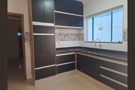 10_photo/94b9be8289.fbf36c4af84edbdb-ATLAS-343aaa8e-7c76-4e69-949d-e09c50c64c6f.jpg de casa à venda com 2 quartos, 103m² em Jardim Piratininga, Ribeirão Preto