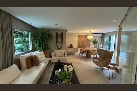 19_photo/94b9be8dc9.84d273d2e1abbbdc-ATLAS-12f07984-fe5c-49f2-b00e-2189f0816d18.jpg de casa à venda com 3 quartos, 247m² em Vila Virginia, Ribeirão Preto