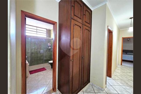 11_photo/94b9be91ed.930ac29dfe96a066-ATLAS-b31ff132-ccbf-4657-b391-7900154832d5.jpg de casa à venda com 6 quartos, 471m² em Vila Virginia, Ribeirão Preto