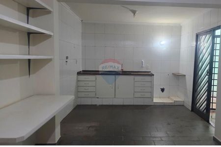 10_photo/94b9be92e9.19e03aecb237846c-ATLAS-2d45960e-df7f-41c8-ab39-7abfe61f8fe0.jpg de casa à venda com 4 quartos, 162m² em Vila Virginia, Ribeirão Preto