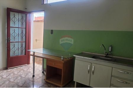 30_photo/94b9be92e9.19e03aecb237846c-ATLAS-a07d9dbf-72cf-4264-86b9-a9c28f104dd5.jpg de casa à venda com 4 quartos, 162m² em Vila Virginia, Ribeirão Preto