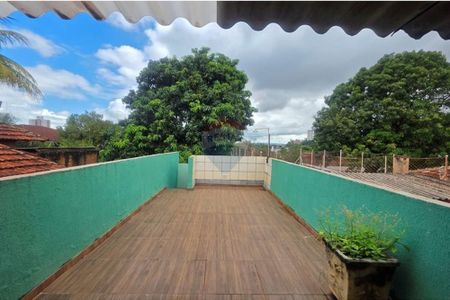 2_photo/94b9be92e9.19e03aecb237846c-ATLAS-fea7dee9-d15e-4cf0-b84f-71fb5945144a.jpg de casa à venda com 4 quartos, 162m² em Vila Virginia, Ribeirão Preto