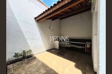 38_photo/94b9be98c3.59b9fa3339c8dcb8-ATLAS-a92e3af7-3bd8-4f26-b29a-444e8802b230.jpg de casa à venda com 2 quartos, 84m² em Jardim Maria Goretti, Ribeirão Preto