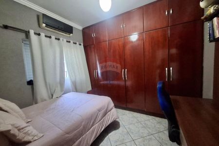 15_photo/94b9be9b7d.ed85a1d6e7570aeb-ATLAS-a9969168-57eb-47b9-9b8b-ee0ef10a4445.jpg de casa à venda com 4 quartos, 393m² em Jardim Piratininga, Ribeirão Preto