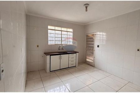 9_photo/94b9be9ba7.4589cb40d7af9b6e-ATLAS-a42596b1-ffbe-4ffe-a05f-02ea805e691f.jpg de casa à venda com 2 quartos, 110m² em Vila Virginia, Ribeirão Preto