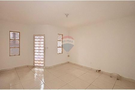 2_photo/94b9be9ba7.4589cb40d7af9b6e-ATLAS-e029f628-0c0f-47cc-9a51-4f2d6136d511.jpg de casa à venda com 2 quartos, 110m² em Vila Virginia, Ribeirão Preto