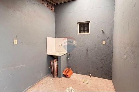 31_photo/94b9be9ba7.4589cb40d7af9b6e-ATLAS-e6ab490f-43bd-4f0c-b72a-a3b3909b2f83.jpg de casa à venda com 2 quartos, 110m² em Vila Virginia, Ribeirão Preto