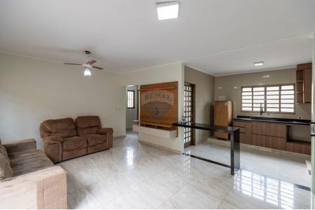 12_photo/94b9beb799.21b2fa202967d017-ATLAS-3c972c7f-a77d-47d3-9391-cb2db8c8a586.jpg de casa à venda com 3 quartos, 154m² em Residencial Florida, Ribeirão Preto