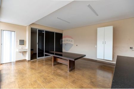 44_photo/94b9beb799.21b2fa202967d017-ATLAS-e0cb4468-0979-4f0a-8bbf-ccd01cb79d46.jpg de casa à venda com 3 quartos, 154m² em Residencial Florida, Ribeirão Preto