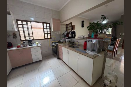 13_photo/94b9beb7af.3714cccd63f8fe2d-ATLAS-4e575e70-48d7-4b85-9e36-ea60663c10c9.jpg de casa à venda com 3 quartos, 137m² em Residencial Florida, Ribeirão Preto