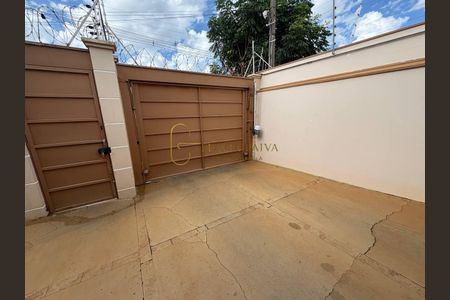 45_photo/94b9beb7af.3714cccd63f8fe2d-ATLAS-60da3ca0-1915-4cdb-9110-da76a61e0e74.jpg de casa à venda com 3 quartos, 137m² em Residencial Florida, Ribeirão Preto