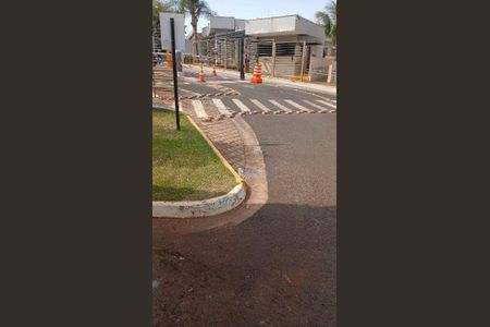 14_photo/94b9bebdc3.6a889a3e7473f11a-ATLAS-dca7b42e-5486-48cf-8831-e4349ec2d753.jpg de apartamento à venda com 2 quartos, 42m² em Jardim Maria Goretti, Ribeirão Preto