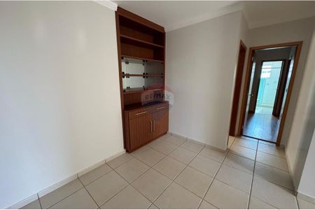 6_photo/94b9bebf77.de4b954bf88b56f5-ATLAS-53189519-7813-4123-bc86-7aa0c1d36b5f.jpg de apartamento para alugar com 3 quartos, 103m² em Conquista, Ribeirão Preto