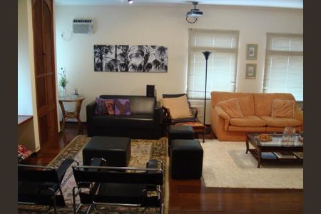 9_photo/94b9bec20f.38b2e85bf3e28a1f-ATLAS-3df98ff2-d442-480f-905f-ae2018484c57.jpg de casa à venda com 3 quartos, 306m² em Jardim Sumare, Ribeirão Preto